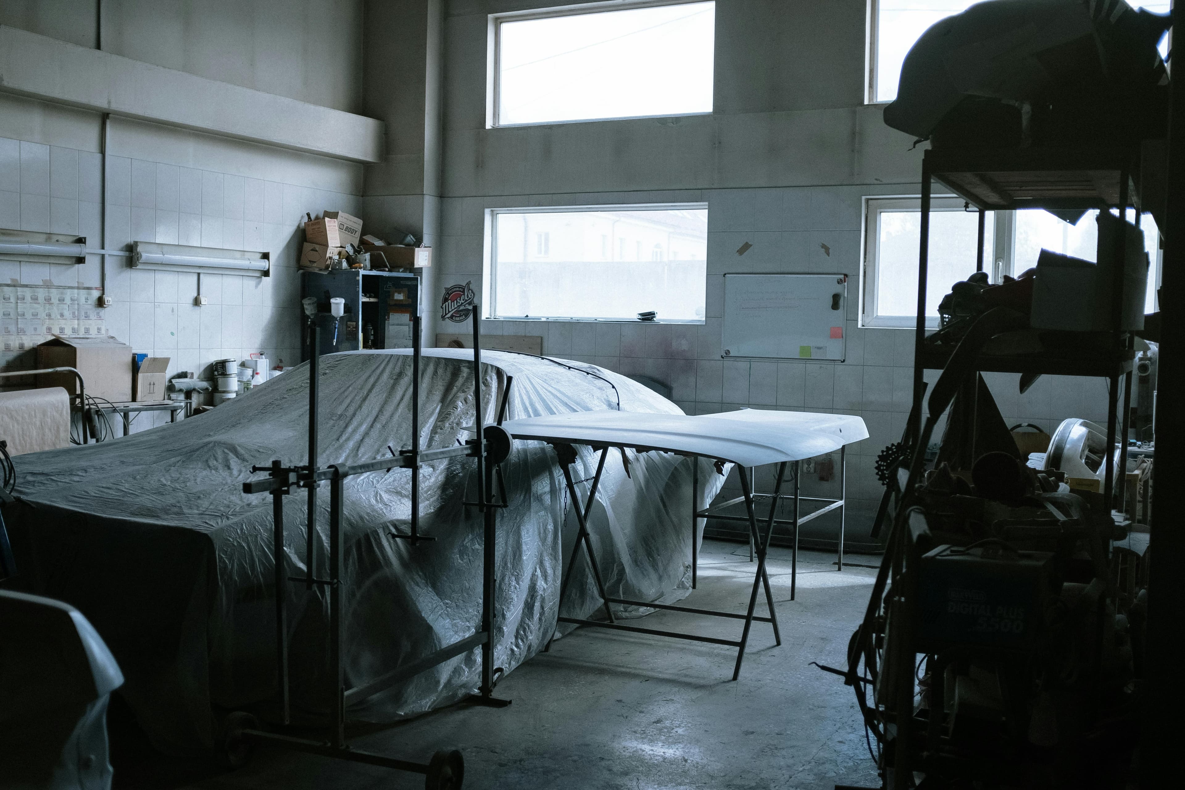 Lede Atelier workshop service bay