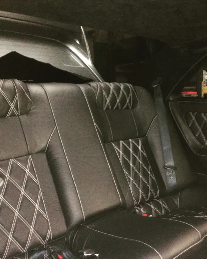 Diamond White Stitch On Black Grained Leather