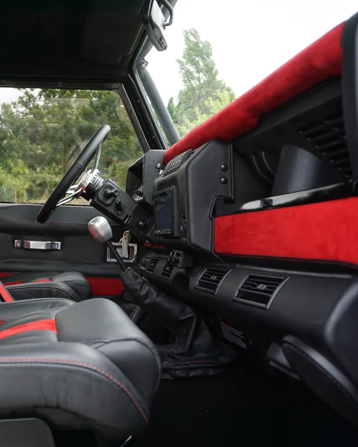 Landrover Defender Seat Upgrade