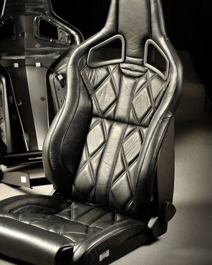 Recaro Large Diamond Quilt Stitch